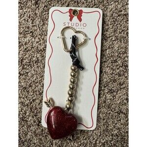 Studio Charm Red Heart Arrow Beaded Key Chain for Women, Gold Black Novelty